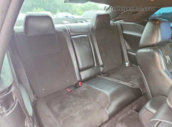 2C3CDZFJXJH224013 2018 DODGE CHALLENGER White Rear seats view