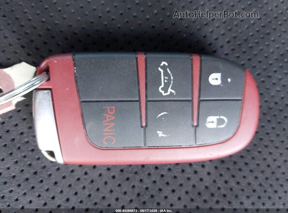 2C3CDZFJXKH712766 2019 DODGE CHALLENGER Maroon Vista del salpicadero