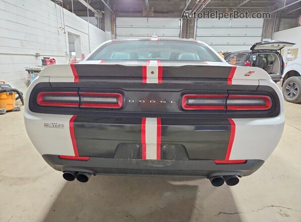 2C3CDZGG2JH257543 2018 DODGE CHALLENGER White Rear view