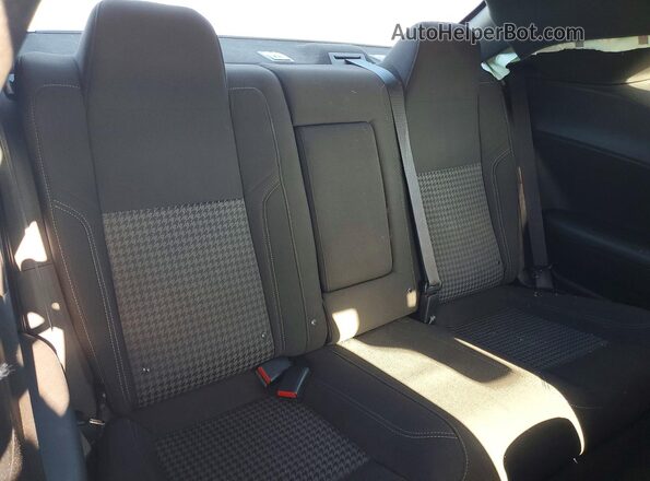 2C3CDZGG3MH662282 2021 DODGE CHALLENGER White Vista de los asientos traseros