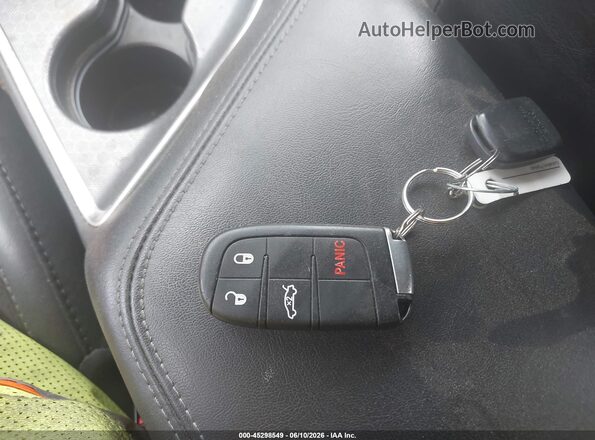 2C3CDZGG5HH584934 2017 DODGE CHALLENGER White Առջևի վահանակի տեսք
