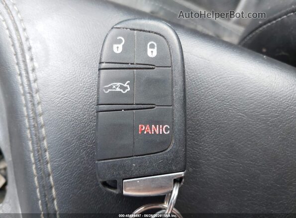 2C3CDZGG8JH256672 2018 DODGE CHALLENGER Blue Dashboard view