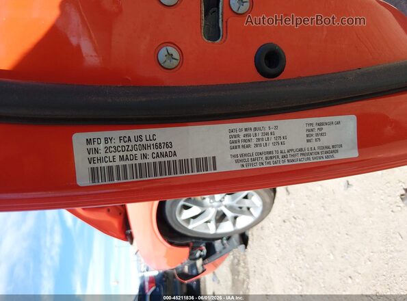 2C3CDZJG0NH168763 2022 DODGE CHALLENGER Orange ძრავის განყოფილების ხედი