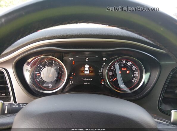 2C3CDZJG6NH171280 2022 DODGE CHALLENGER Red Vista de los asientos traseros