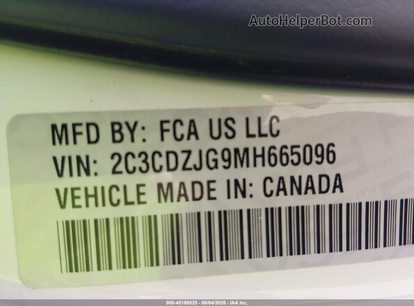 2C3CDZJG9MH665096 2021 DODGE CHALLENGER Белый Вид подкапотного пространства
