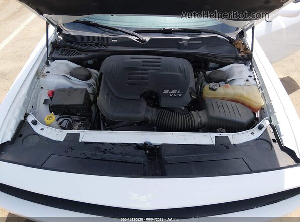 2C3CDZJG9MH665096 2021 DODGE CHALLENGER Белый Вид сзади