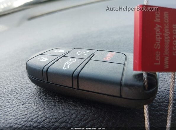 2C3CDZJG9MH665096 2021 DODGE CHALLENGER Белый Вид панели приборов