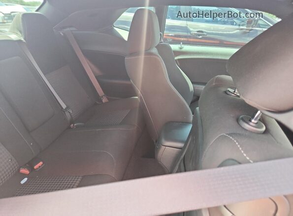 2C3CDZJGXMH555836 2021 DODGE CHALLENGER Orange Rear seats view