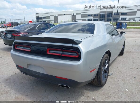 2C3CDZJGXMH651711 2021 DODGE CHALLENGER Silver Trasero derecho
