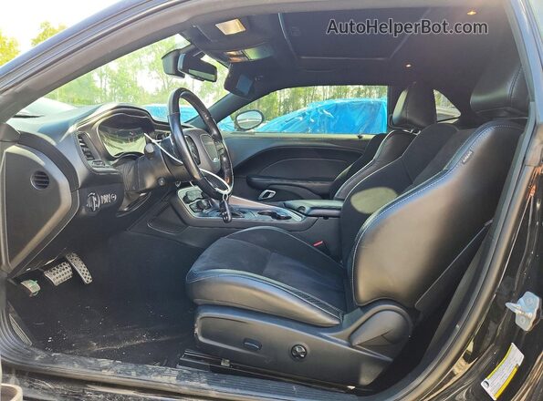 2C3CDZKG4MH500670 2021 DODGE CHALLENGER Black Front interior view
