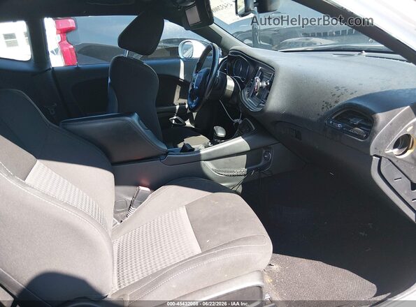 2C3CDZKG9NH192350 2022 DODGE CHALLENGER White Front interior view