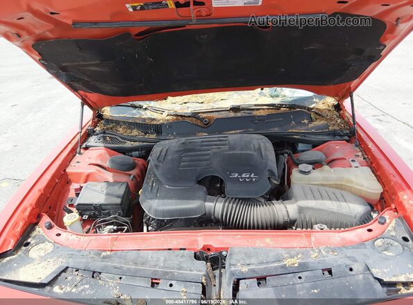 2C3CDZKGXMH560940 2021 DODGE CHALLENGER Orange Vista trasera