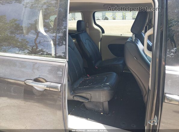 2C4RC1BG0HR540142 2017 CHRYSLER PACIFICA Gray Вид наклейки з VIN-кодом