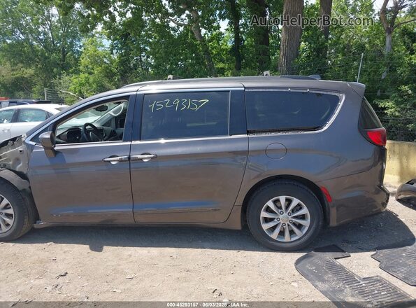 2C4RC1BG0HR540142 2017 CHRYSLER PACIFICA Gray 