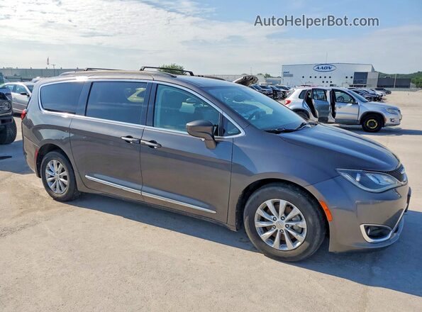 2C4RC1BG0HR757979 2017 CHRYSLER PACIFICA Угольный Передняя правая четверть