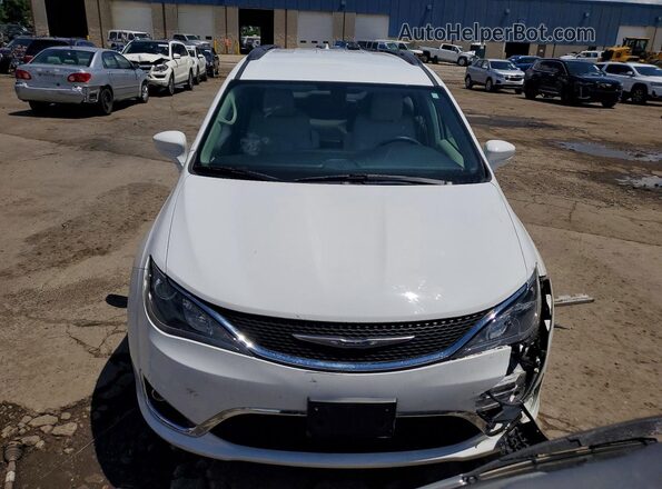 2C4RC1BG0HR821633 2017 CHRYSLER PACIFICA White Vista frontal