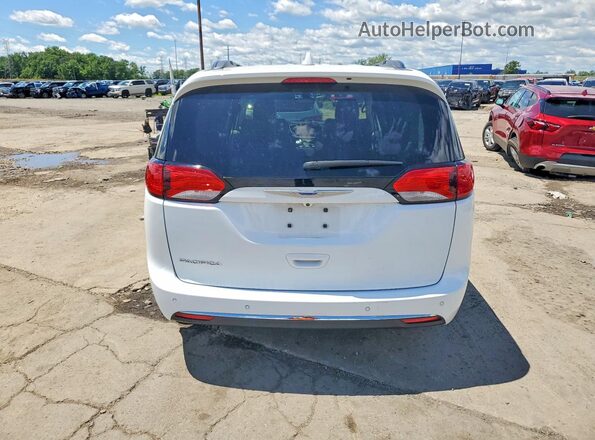 2C4RC1BG0HR821633 2017 CHRYSLER PACIFICA White Vista trasera