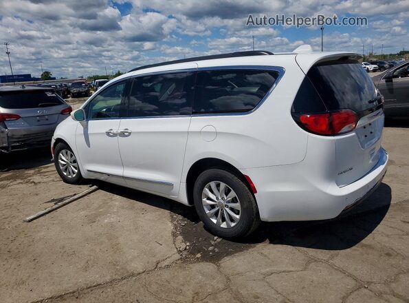 2C4RC1BG0HR821633 2017 CHRYSLER PACIFICA White Trasero izquierdo