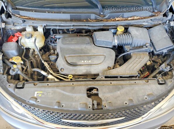 2C4RC1BG0JR119060 2018 CHRYSLER PACIFICA Серебряный 