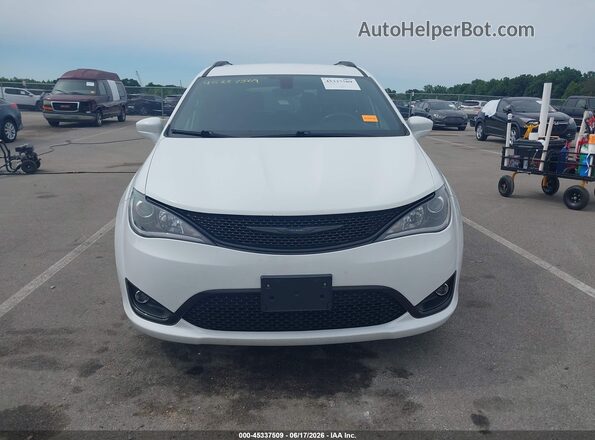 2C4RC1BG0JR235942 2018 CHRYSLER PACIFICA White Widok zestawu wskaźników