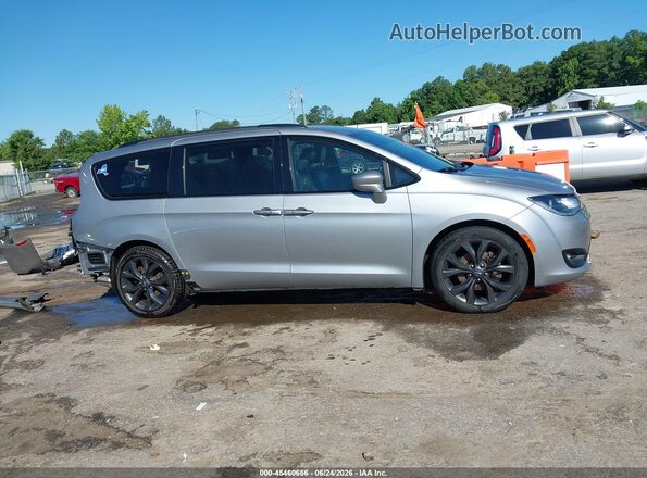 2C4RC1BG0LR290636 2020 CHRYSLER PACIFICA Silver სალონის 360-გრადუსიანი ხედი