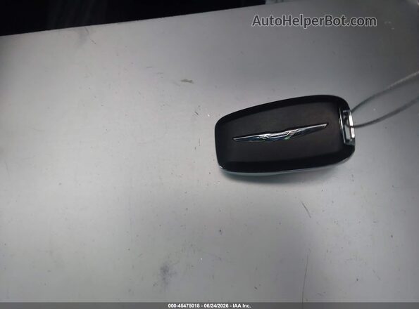 2C4RC1BG0NR195304 2022 CHRYSLER PACIFICA Gray Widok deski rozdzielczej