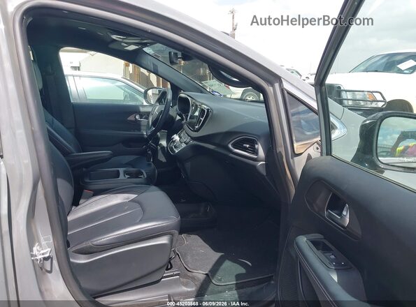 2C4RC1BG0SR504359 2025 CHRYSLER PACIFICA Gray Widok wnętrza z przodu