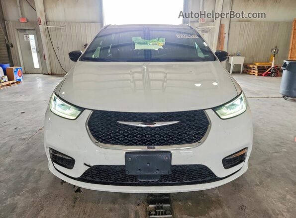 2C4RC1BG0TR156497 2026 CHRYSLER PACIFICA White Front view