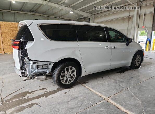 2C4RC1BG0TR156497 2026 CHRYSLER PACIFICA White 