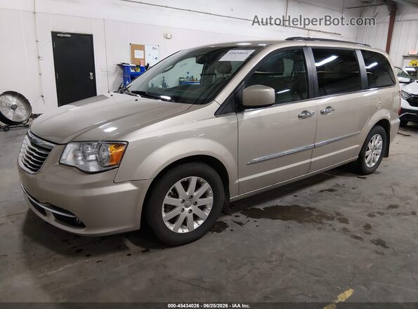 2C4RC1BG1GR269820 2016 CHRYSLER TOWN & COUNTRY Желто-коричневый Передняя левая четверть
