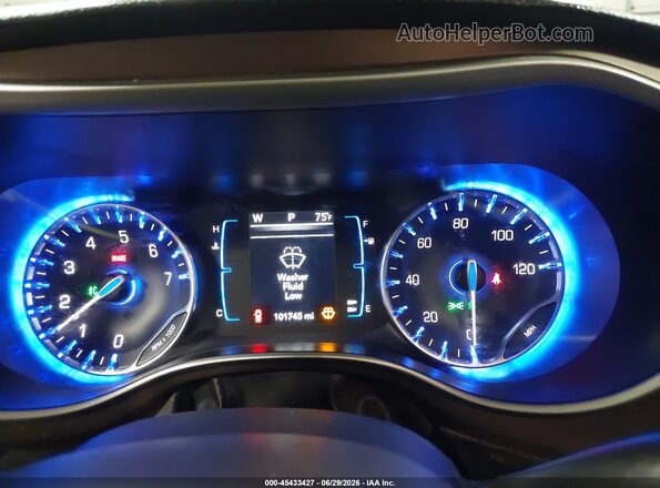 2C4RC1BG1HR763502 2017 CHRYSLER PACIFICA Black Вид задніх сидінь