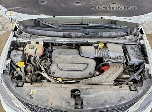 2C4RC1BG1JR269789 2018 CHRYSLER PACIFICA White Շարժիչի բաժամունքի տեսք