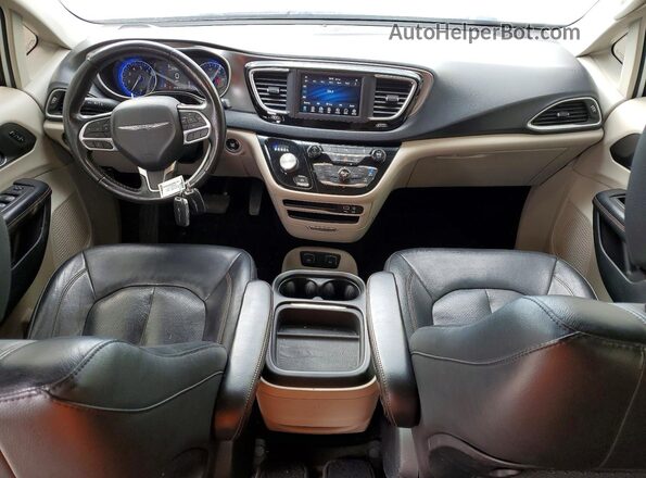 2C4RC1BG1LR131916 2020 CHRYSLER PACIFICA White Widok deski rozdzielczej