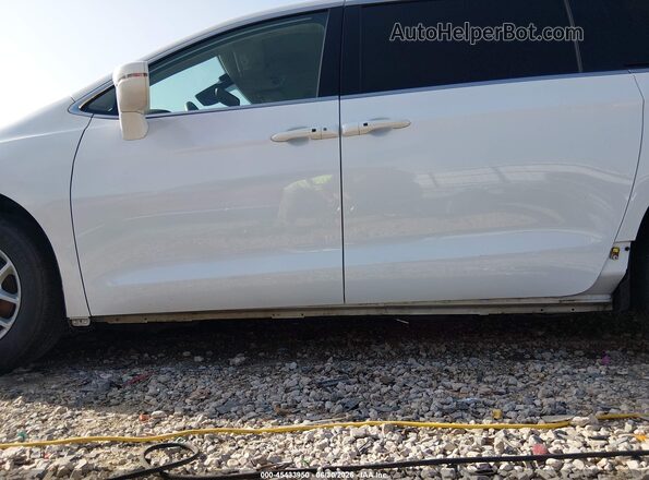 2C4RC1BG1NR177619 2022 CHRYSLER PACIFICA Белый Вид спереди