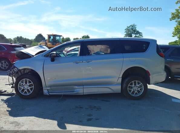 2C4RC1BG1RR145159 2024 CHRYSLER PACIFICA Silver 