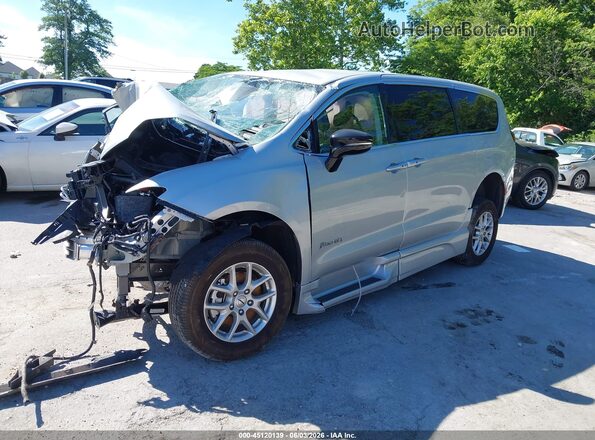 2C4RC1BG1RR145159 2024 CHRYSLER PACIFICA Silver 