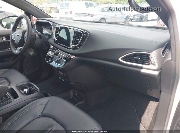 2C4RC1BG1SR511174 2025 CHRYSLER PACIFICA White Front interior view