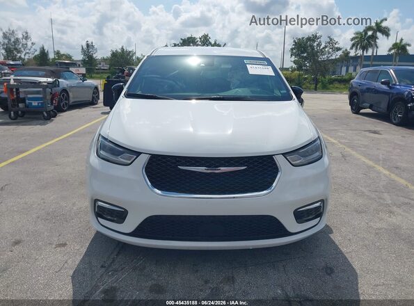 2C4RC1BG1SR511174 2025 CHRYSLER PACIFICA White Rear interior view