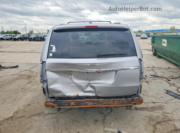2C4RC1BG2GR233506 2016 CHRYSLER TOWN Серебряный Вид сзади