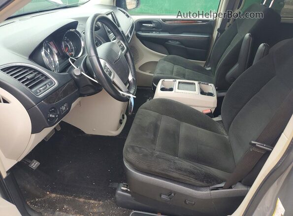 2C4RC1BG2GR233506 2016 CHRYSLER TOWN Серебряный Вид салона спереди