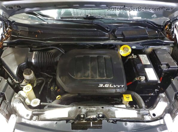 2C4RC1BG2GR287033 2016 CHRYSLER TOWN Silver 