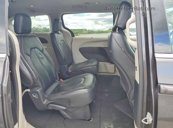 2C4RC1BG2HR503433 2017 CHRYSLER PACIFICA Gray Vista interior trasera