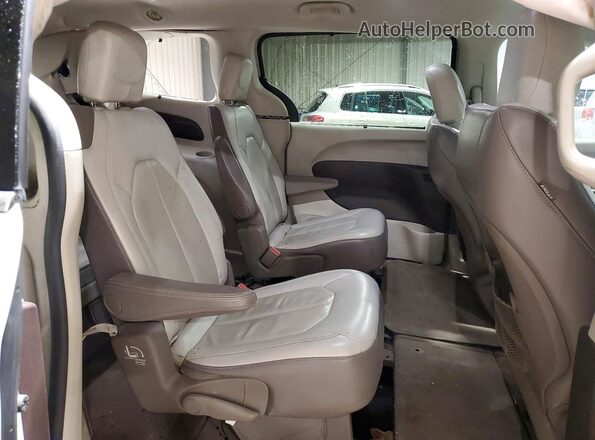 2C4RC1BG2HR688244 2017 CHRYSLER PACIFICA White 