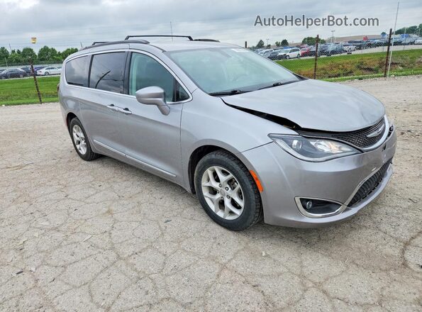 2C4RC1BG2HR777117 2017 CHRYSLER PACIFICA Серебряный Передняя правая четверть