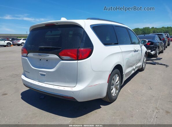 2C4RC1BG2JR142517 2018 CHRYSLER PACIFICA Белый Задняя правая четверть