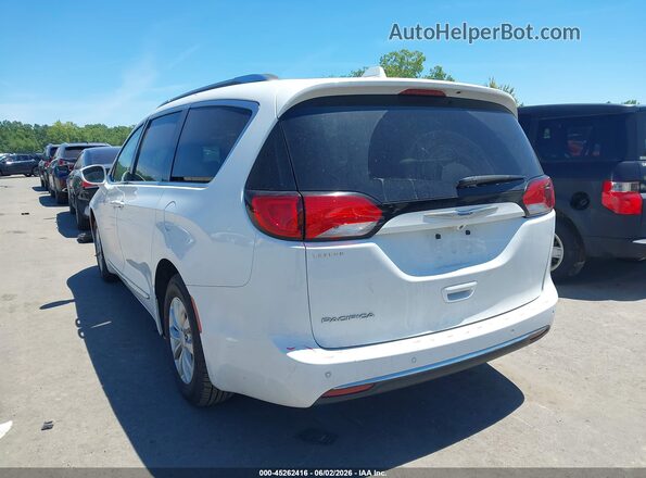 2C4RC1BG2JR142517 2018 CHRYSLER PACIFICA Белый Задняя левая четверть