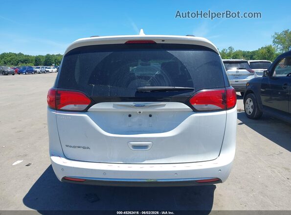 2C4RC1BG2JR142517 2018 CHRYSLER PACIFICA Белый 