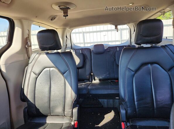 2C4RC1BG2KR531501 2019 CHRYSLER PACIFICA Черный Вид задних сидений