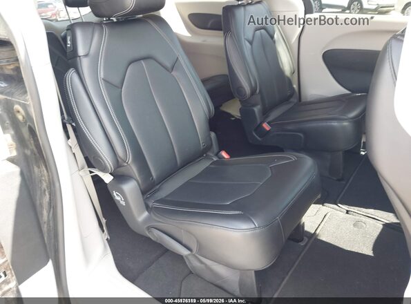 2C4RC1BG2RR165159 2024 CHRYSLER PACIFICA Black 