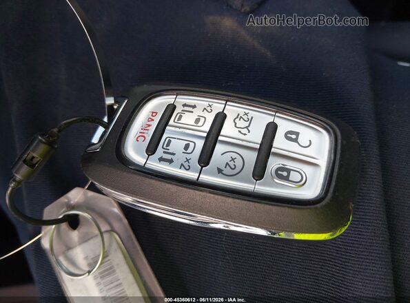 2C4RC1BG2SR585994 2025 CHRYSLER PACIFICA Black Вид панелі приладів
